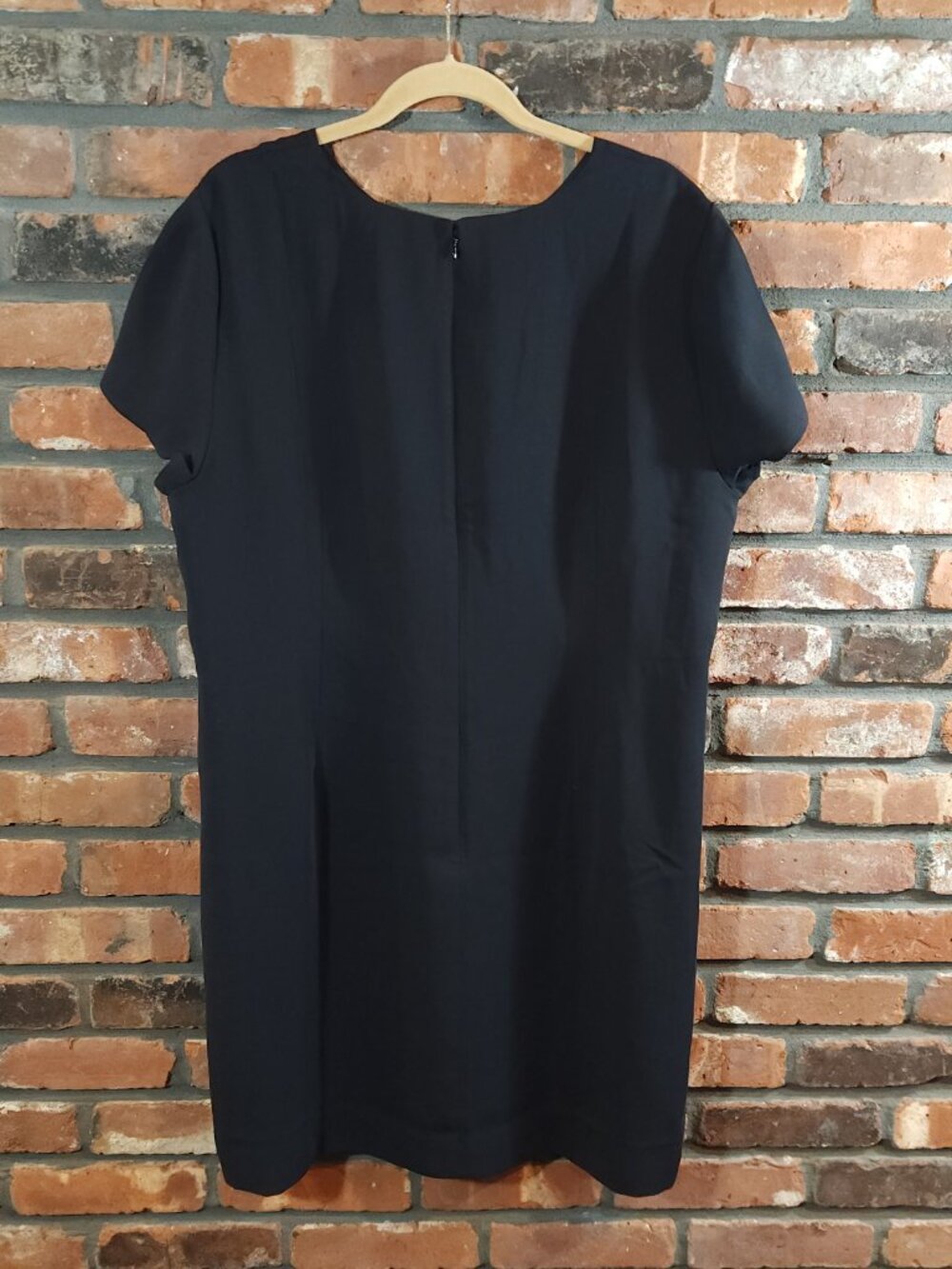 J. Crew Short Sleeve Black Suiting Dress Quiet Luxury Classic Career Women's 20 - Picture 5 of 7